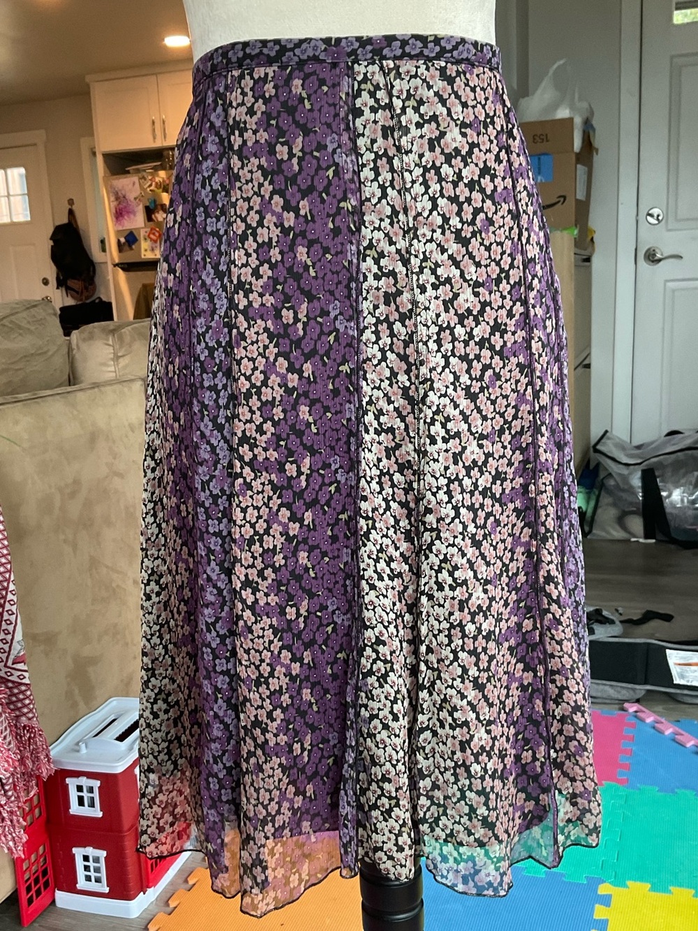🧚🏽‍♀️Allison Taylor 100% Silk Floral Paneled Midi Skirt Size 12 Purple Fairycore